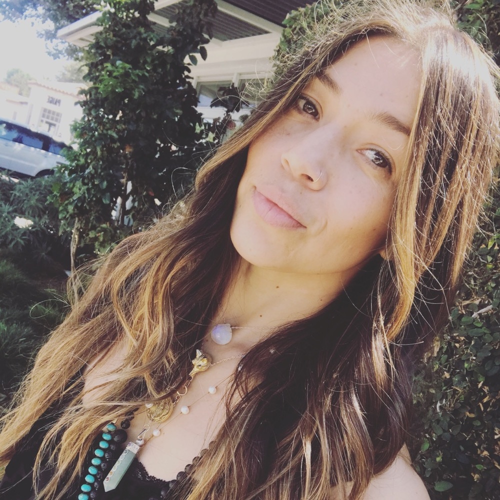 Meet your Posher,🌕🧜🏻‍♀️Mariadelmar🌊🦀🧜🏻‍♀️live🎥
